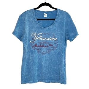 Yellowstone blue marbled scoop neck graphic print tee size Large